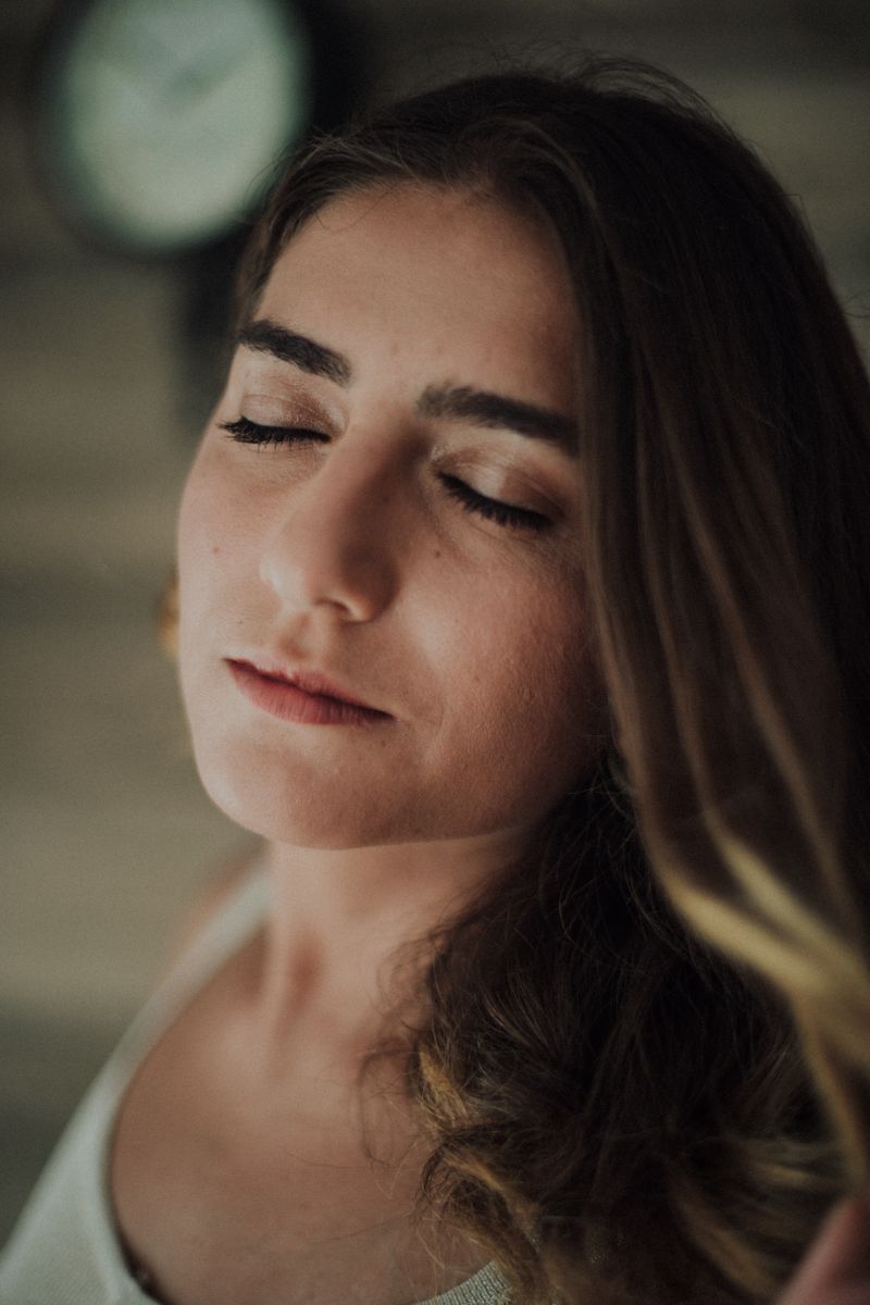 Tina Hribar, kozmetologinja · akne in problematična koža — Leporia Beauty